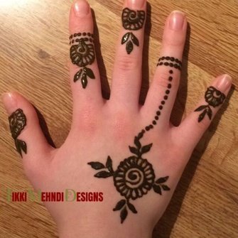 baby tikki mehndi design
