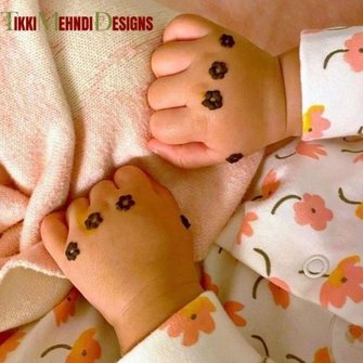 baby tikki mehndi design