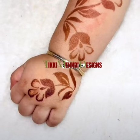 baby tikki mehndi design