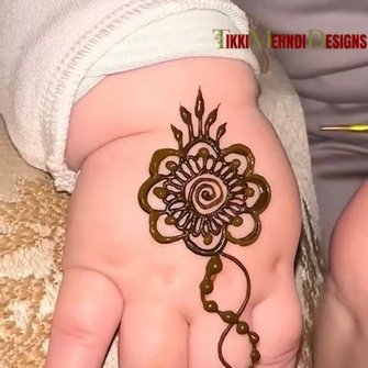baby tikki mehndi design