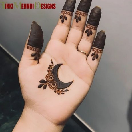 front hand simple mehndi design