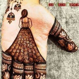 front hand simple mehndi design