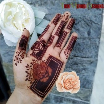 front hand simple mehndi design