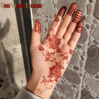front hand simple mehndi design