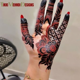 front hand simple mehndi design
