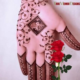 front hand simple mehndi design