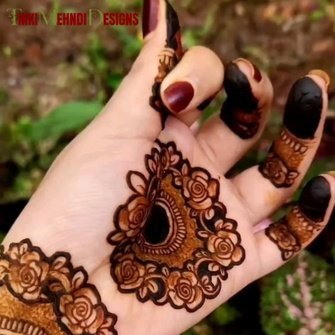 front hand simple mehndi design