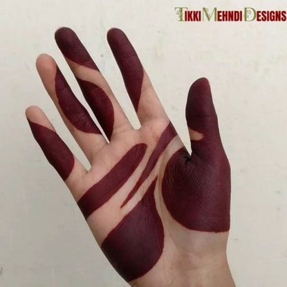 front hand simple mehndi design