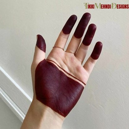 front hand simple mehndi design