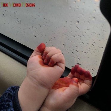 cute mehndi design for kids