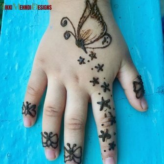 cute mehndi design for kids