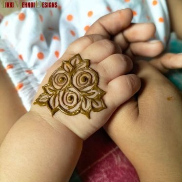 cute mehndi design for kids