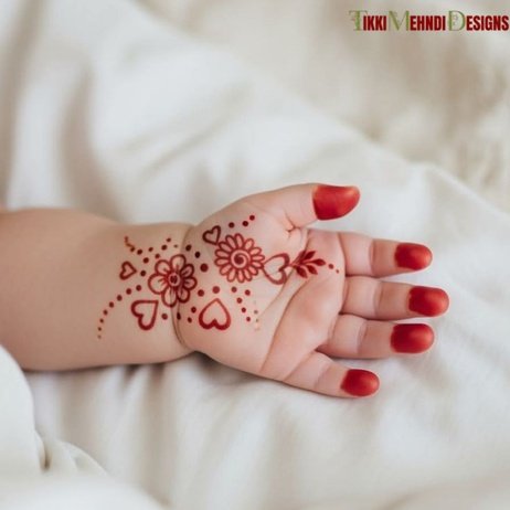 cute mehndi design for kids