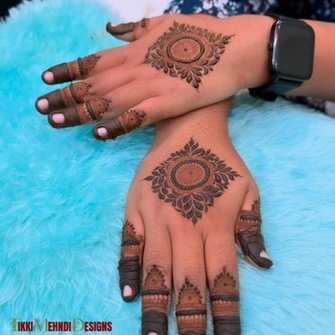 rabeeca khan mehndi design