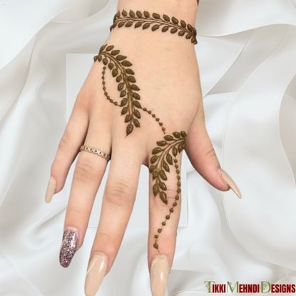 rabeeca khan mehndi design