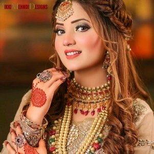 rabeeca khan mehndi design