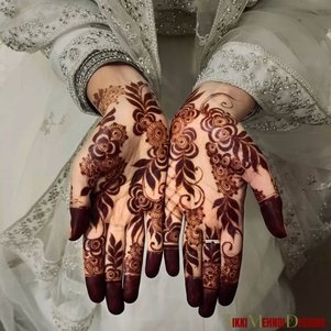 rabeeca khan mehndi design