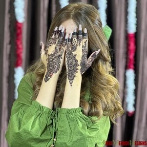 rabeeca khan mehndi design